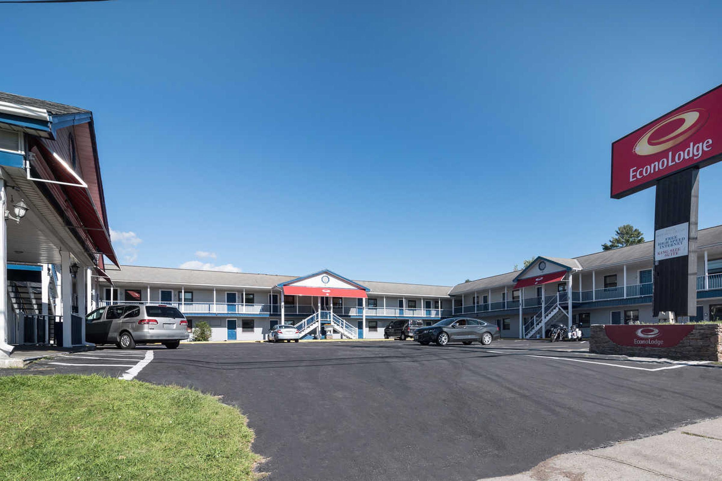 Econo Lodge Rutland City Near Hwy 7 Zewnętrze zdjęcie