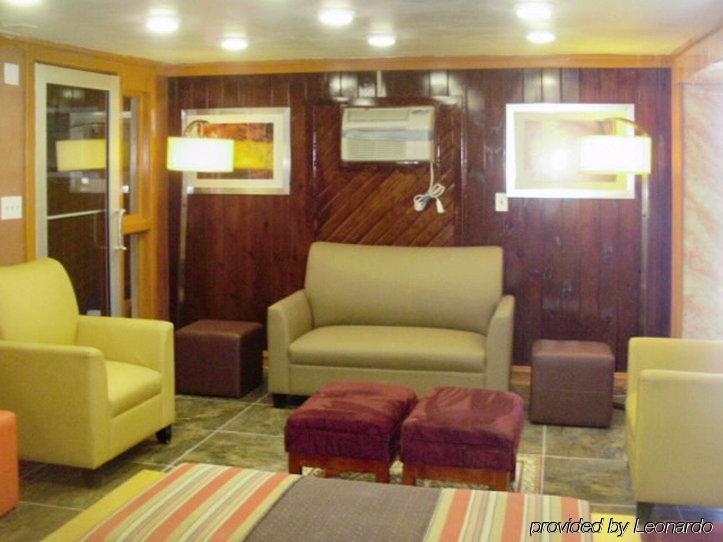 Econo Lodge Rutland City Near Hwy 7 Zewnętrze zdjęcie