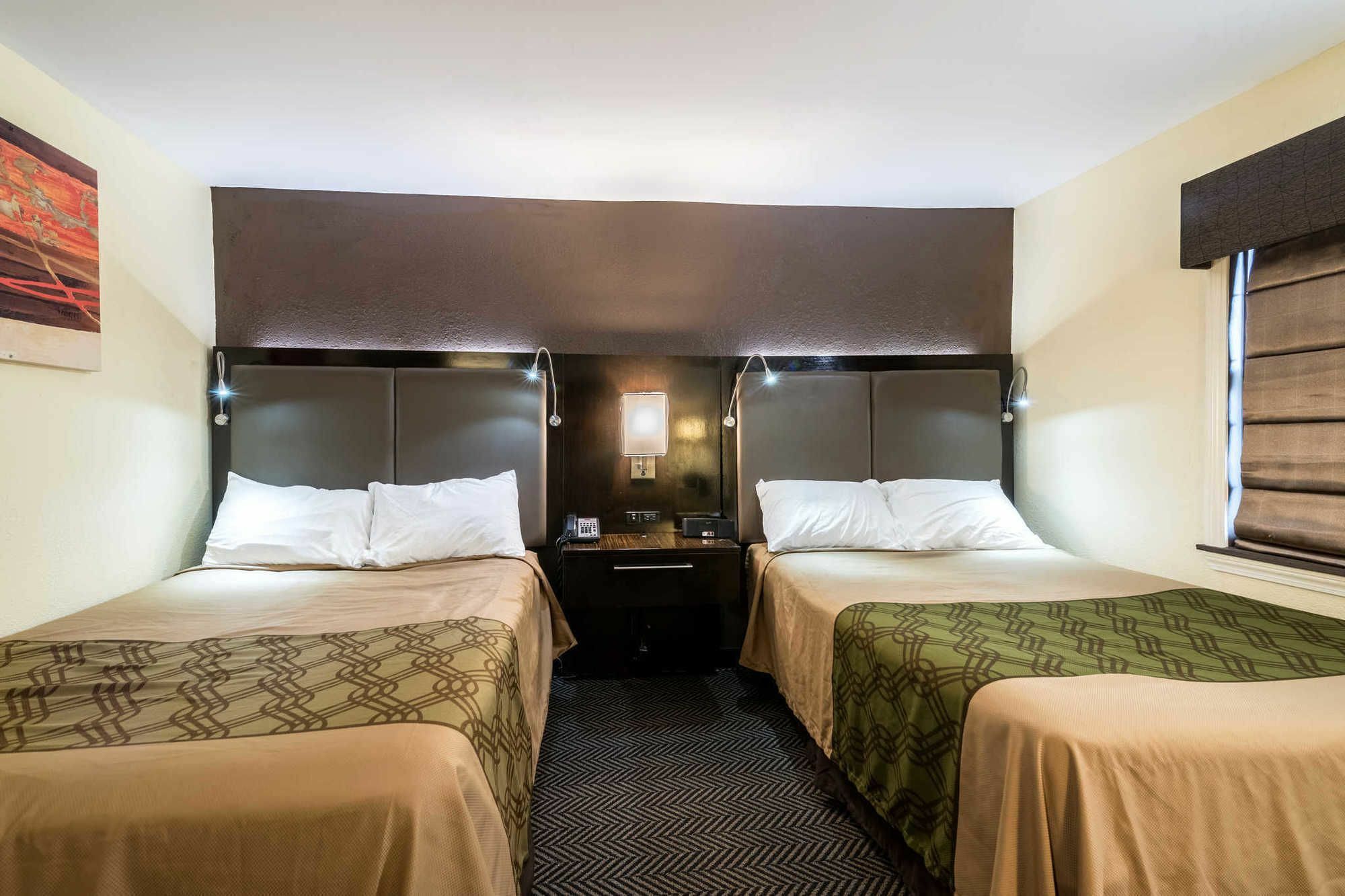 Econo Lodge Rutland City Near Hwy 7 Zewnętrze zdjęcie
